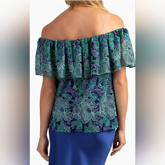NWT - Trina Turk - Wisdom Top - Floral Off-Shoulder -Size Med - Picture 5 of 6